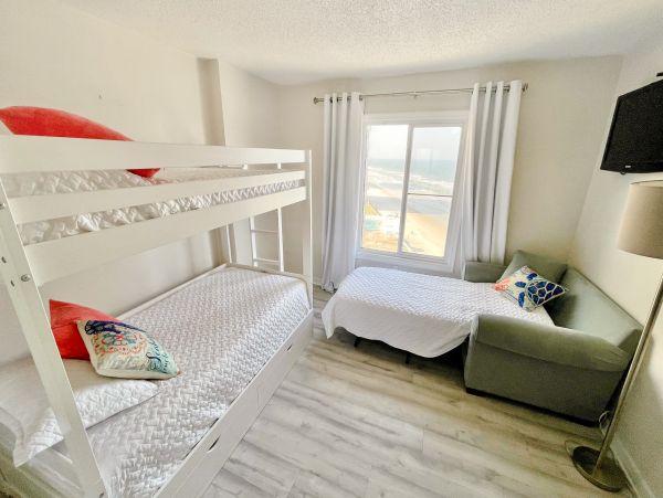 Daytona Beach Condo 1023402