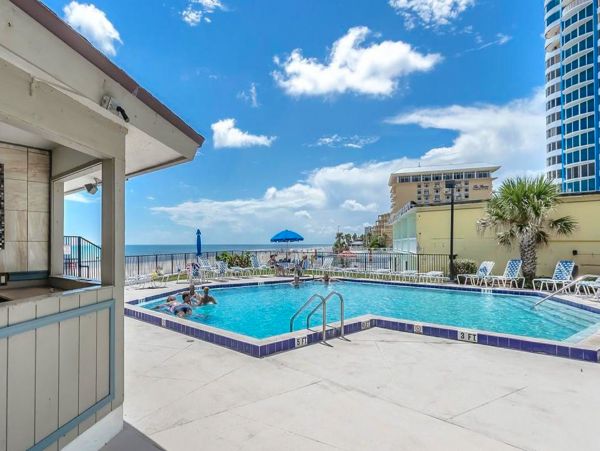 Daytona Beach Condo 1023402