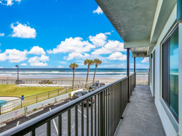 Daytona Beach Condo 1023403