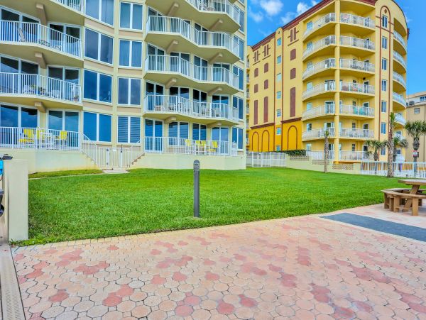Daytona Beach Condo 1023409