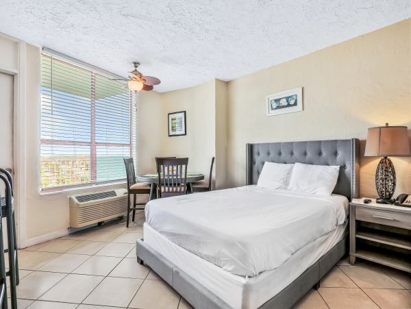 Daytona Beach Home 1023410