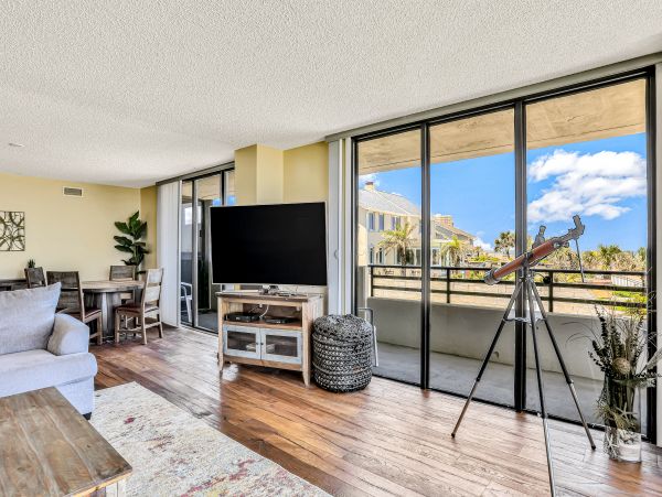 Daytona Beach Home 1023414
