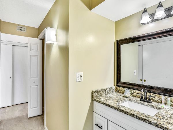 Daytona Beach Home 1023414