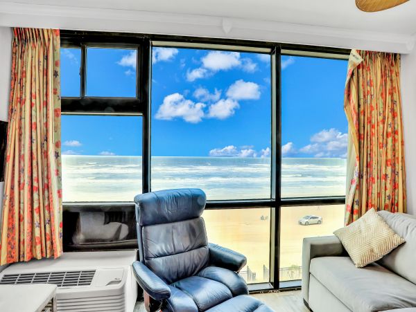 Daytona Beach Home 1023419