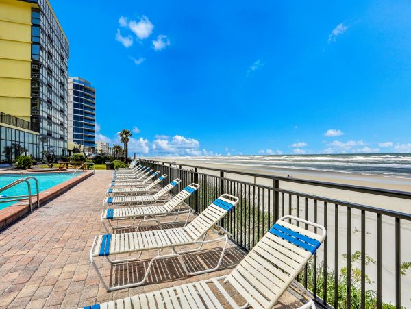 Daytona Beach Home 1023419
