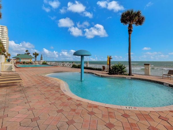 Daytona Beach Home 1023424