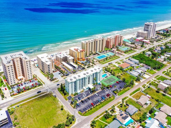 Daytona Beach Home 1023429