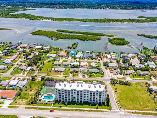 Daytona Beach Home 1023429
