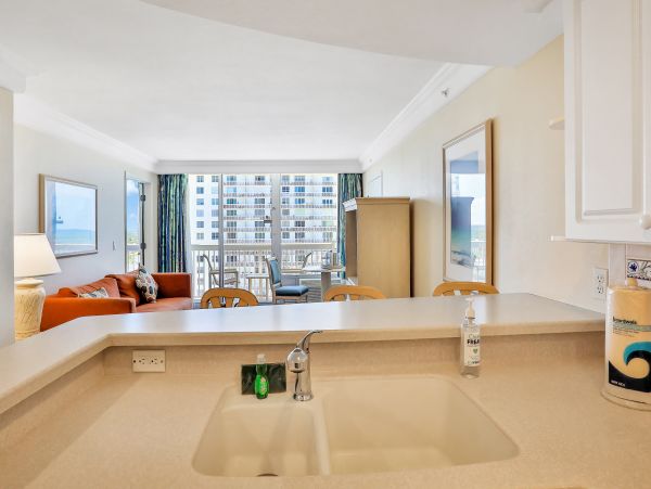 Daytona Beach Condo 1023433