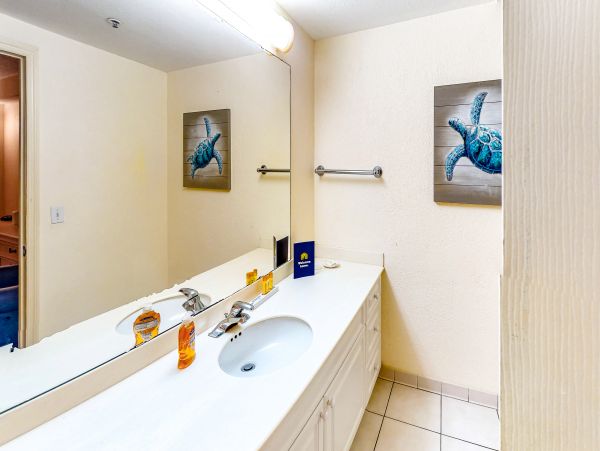 Daytona Beach Condo 1023436
