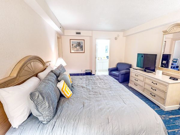 Daytona Beach Condo 1023436