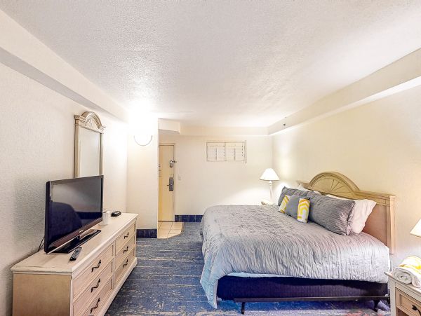 Daytona Beach Condo 1023436