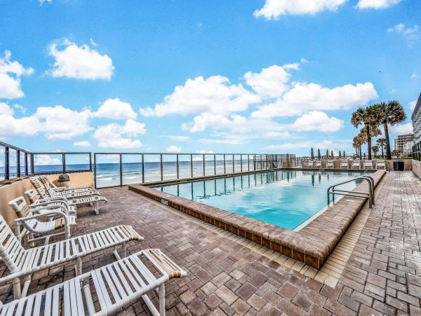 Daytona Beach Condo 1023438