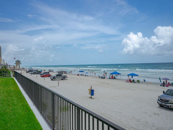 Daytona Beach Condo 1023438