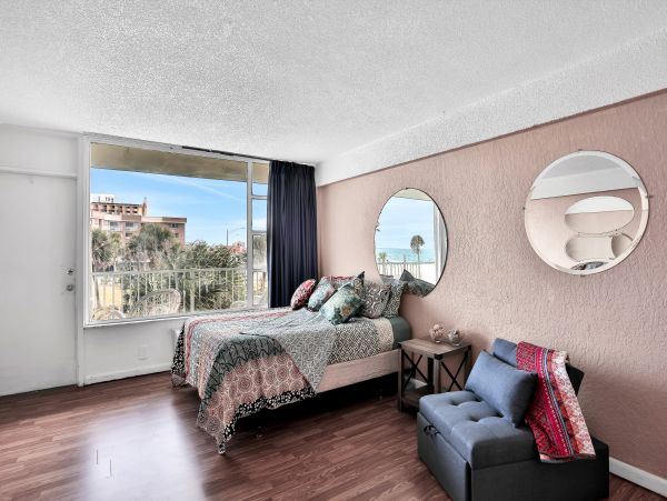 Daytona Beach Home 1023439