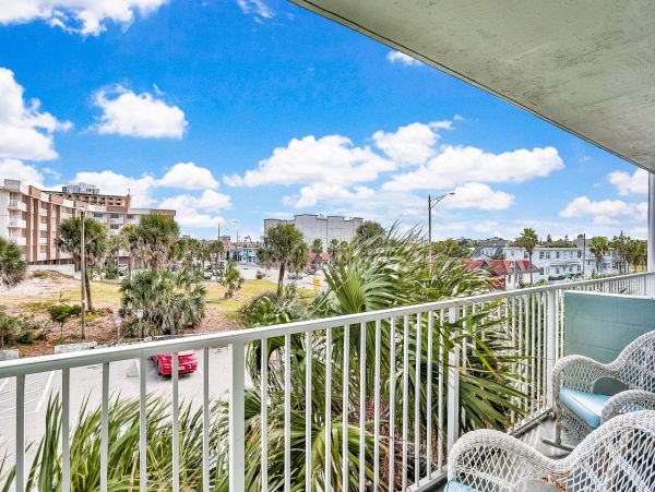 Daytona Beach Home 1023439
