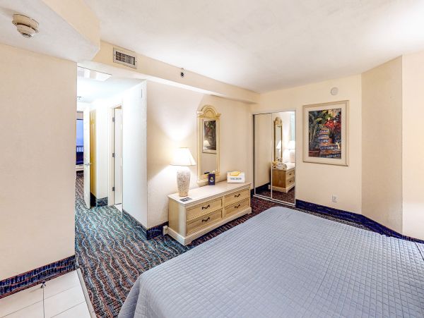 Daytona Beach Condo 1023441