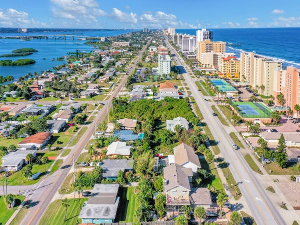 Daytona Beach Home 1023443