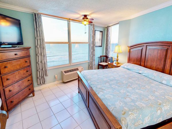 Daytona Beach Condo 1023449