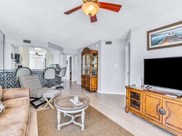Daytona Beach Home 1023455