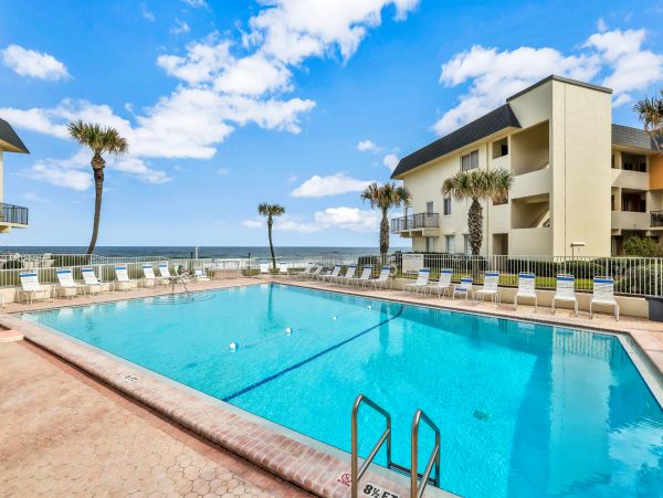 Daytona Beach Home 1023456
