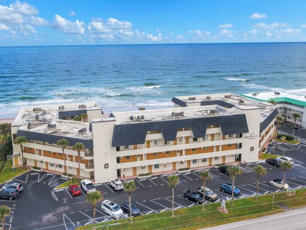Daytona Beach Home 1023456