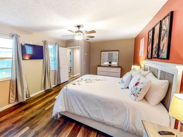 Daytona Beach Home 1023457