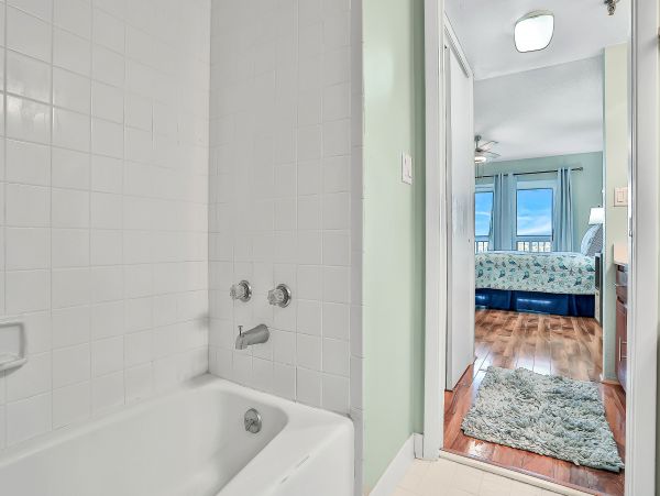 Daytona Beach Condo 1023461