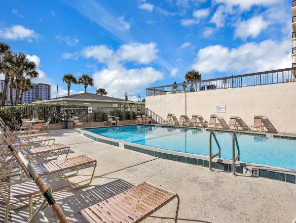 Daytona Beach Condo 1023461
