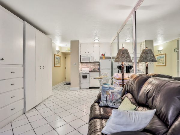 Daytona Beach Home 1023462
