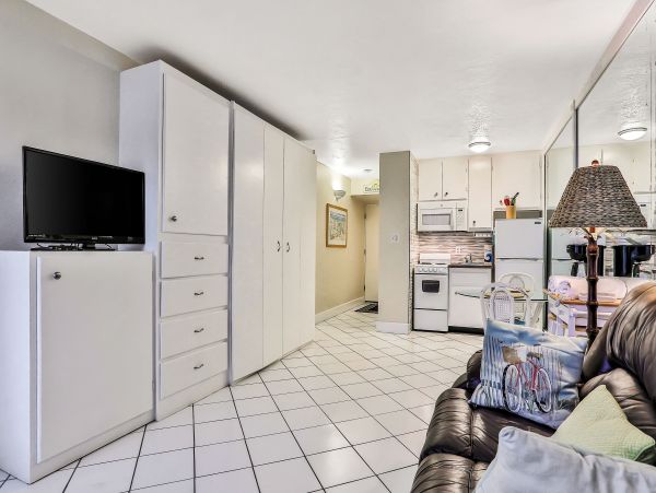 Daytona Beach Home 1023462