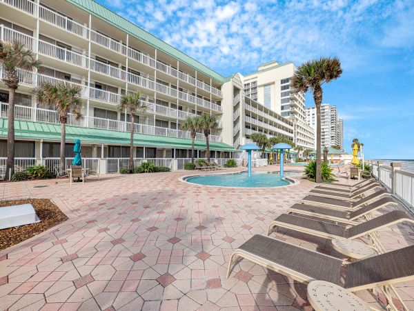 Daytona Beach Home 1023468