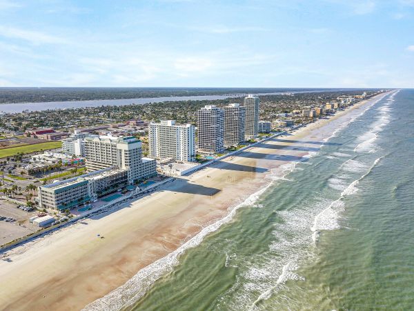 Daytona Beach Home 1023468