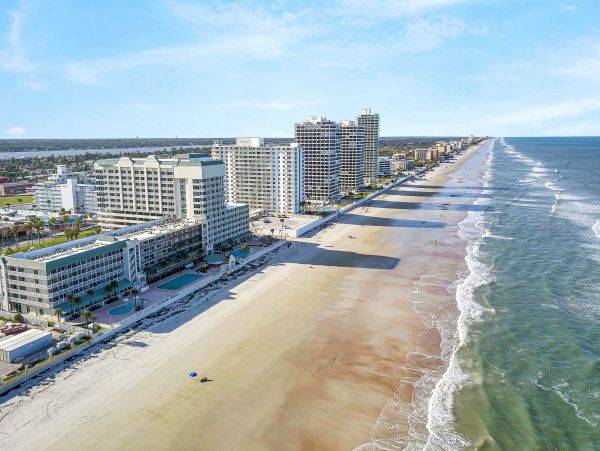 Daytona Beach Home 1023468