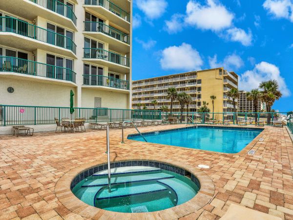 Daytona Beach Home 1023469