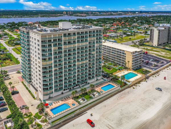 Daytona Beach Home 1023469