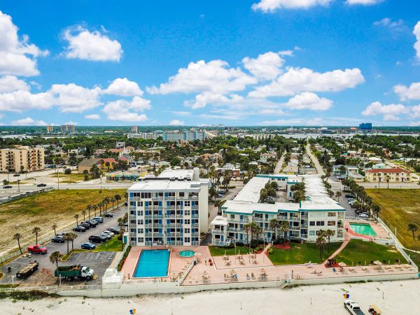 Daytona Beach Home 1023470