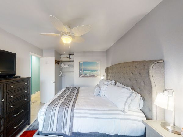 Daytona Beach Condo 1023471