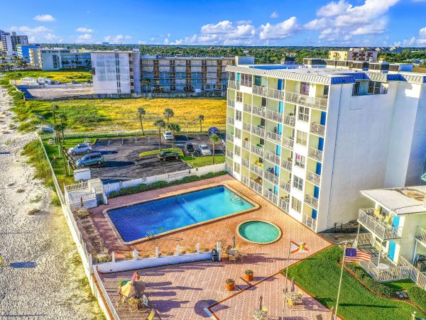 Daytona Beach Condo 1023471
