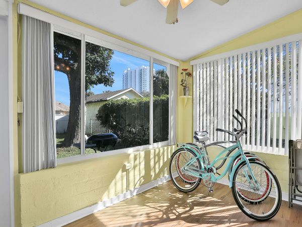 Daytona Beach Home 1023473