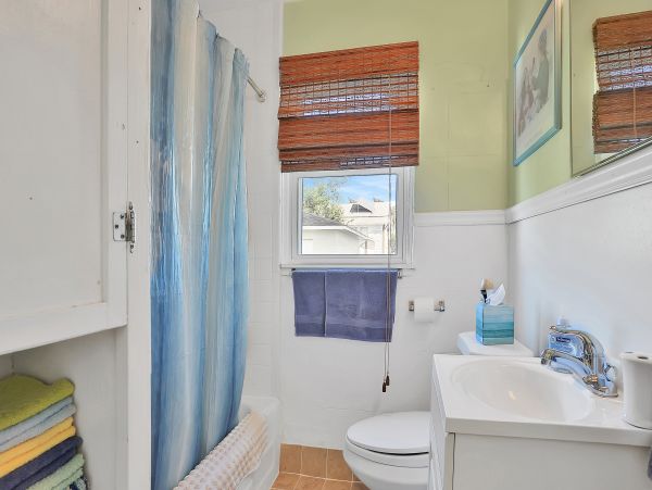 Daytona Beach Home 1023473