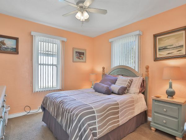 Daytona Beach Home 1023473