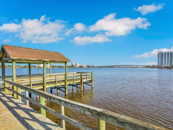 Daytona Beach Home 1023473