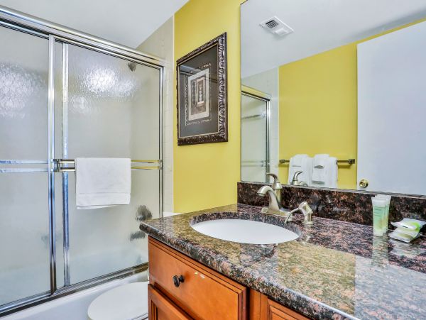 Daytona Beach Home 1023474