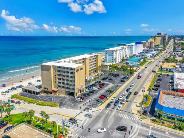 Daytona Beach Home 1023475