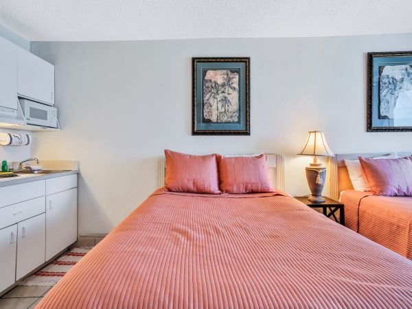Daytona Beach Home 1023476