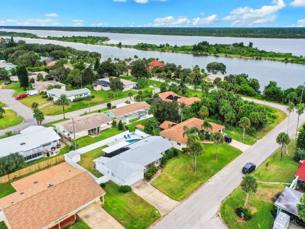 Daytona Beach Home 1023477