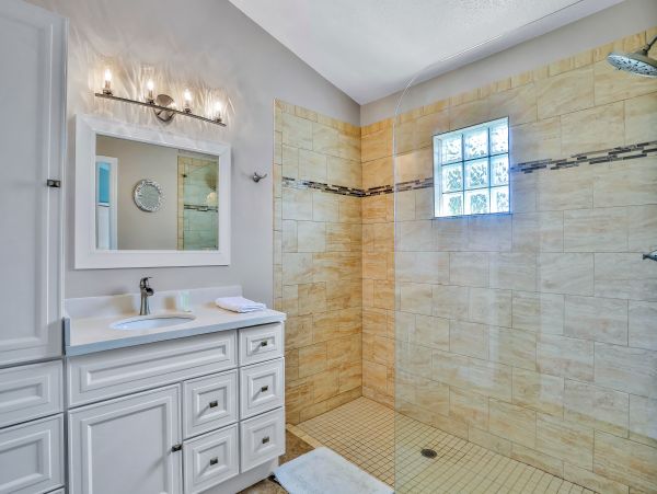 Daytona Beach Home 1023478