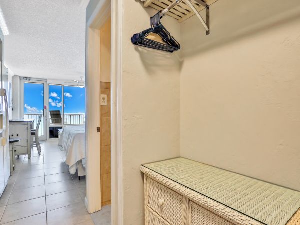 Daytona Beach Home 1023479