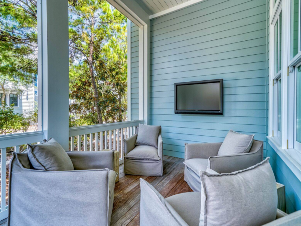 Santa Rosa Beach Glamorous Six Bedroom Vacation Home